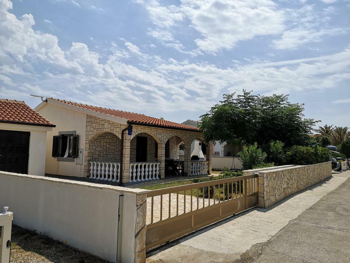 Holiday House Tara Villa Vir Kültér fotó